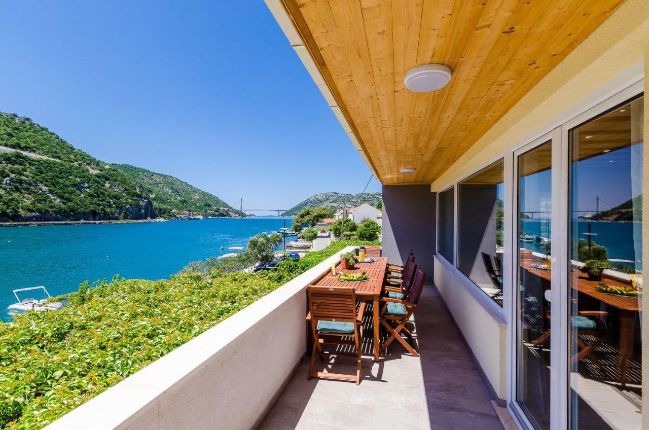 Villa Three Olives Mokosica Exterior photo